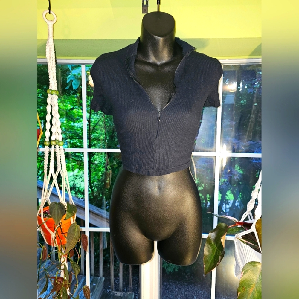 Womens black black shirt